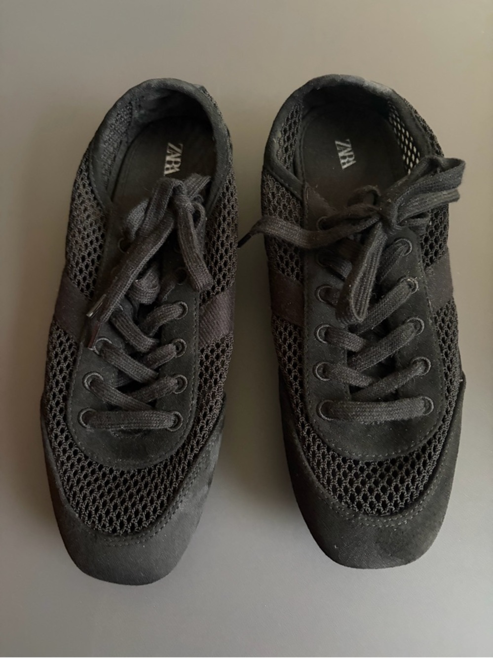 Brand new Zara Black Mesh & Suede-Style Lace-Up Sneakers , Sz 40